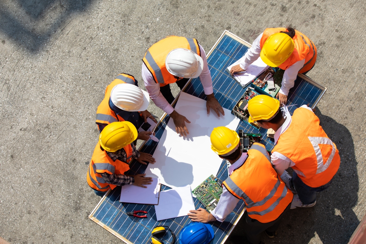 Ethnic,Diversity,Worker,People,,Success,Teamwork.,Group,Of,Professional,Engineering